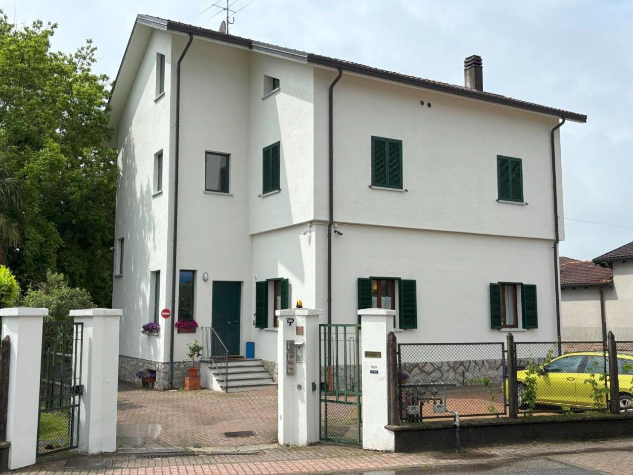 Casa Vacanze Magnolia Borgo Ticino Eksteriør bilde
