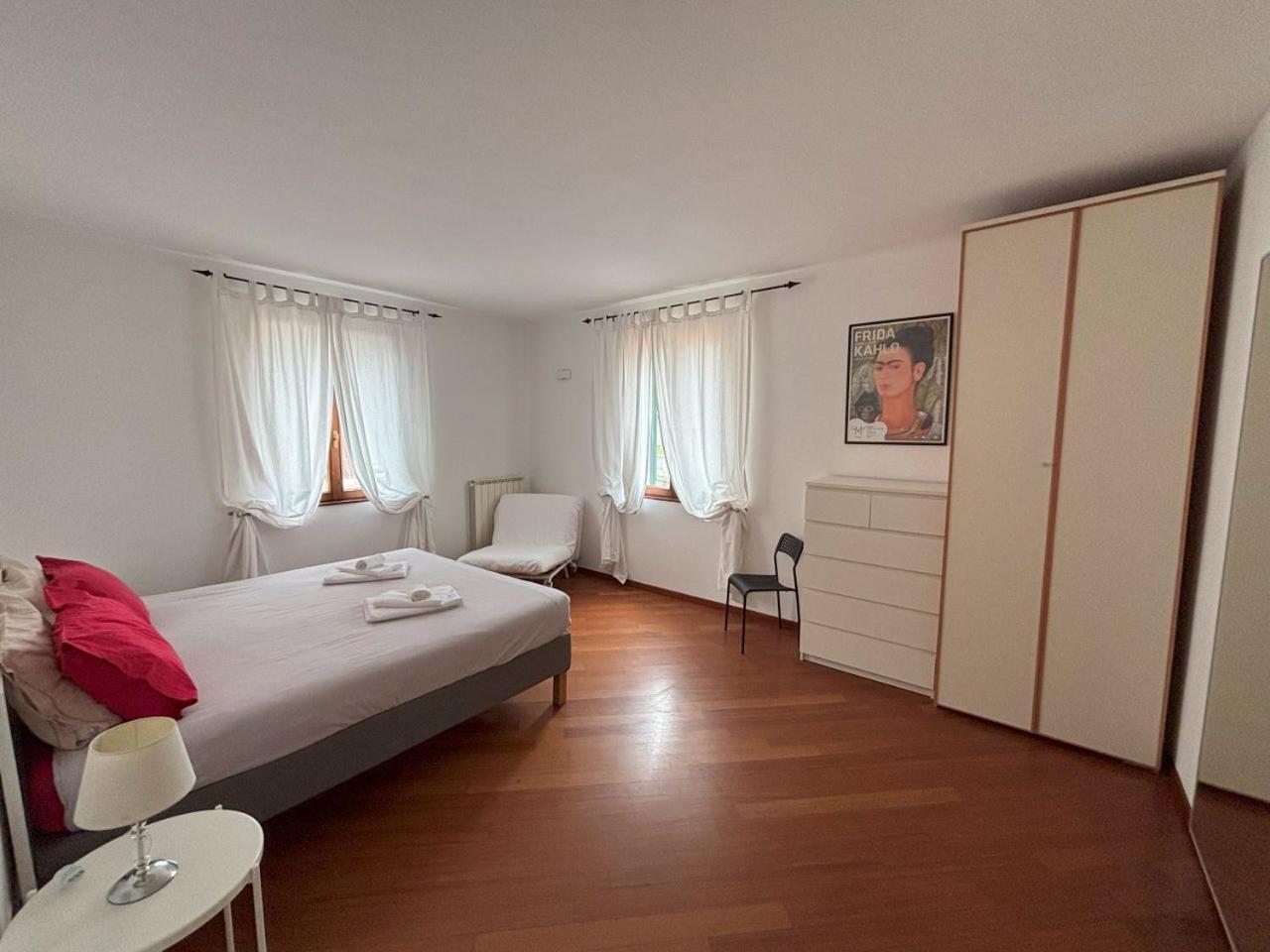 Casa Vacanze Magnolia Borgo Ticino Eksteriør bilde