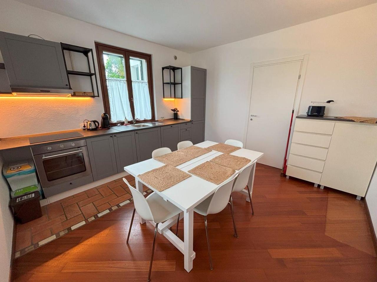Casa Vacanze Magnolia Borgo Ticino Eksteriør bilde