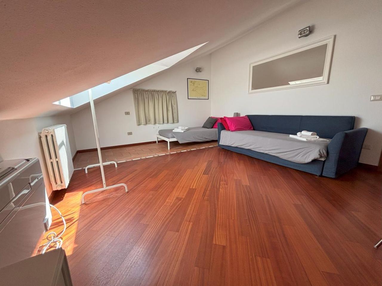 Casa Vacanze Magnolia Borgo Ticino Eksteriør bilde