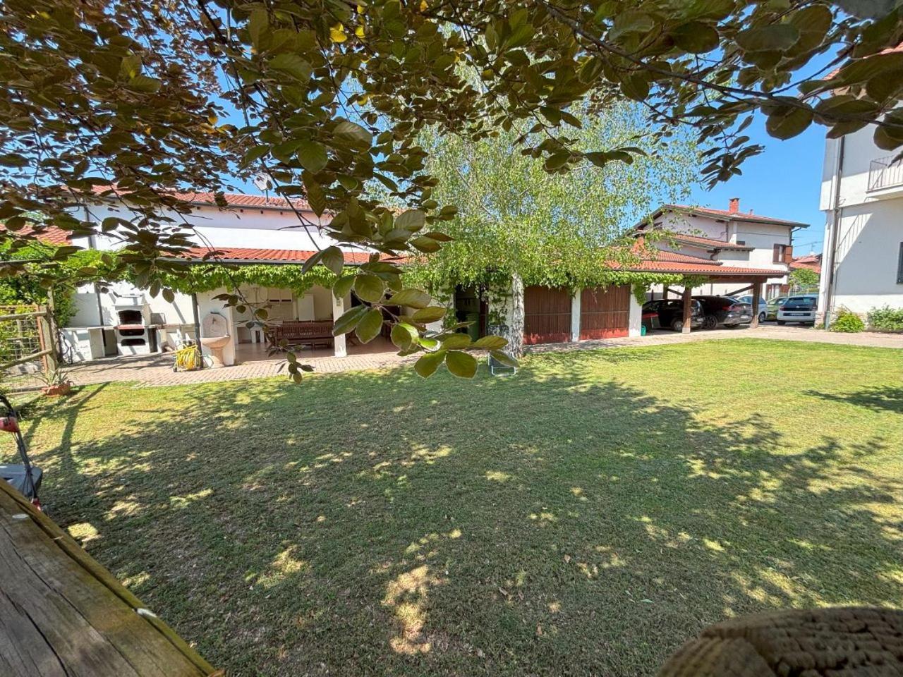 Casa Vacanze Magnolia Borgo Ticino Eksteriør bilde