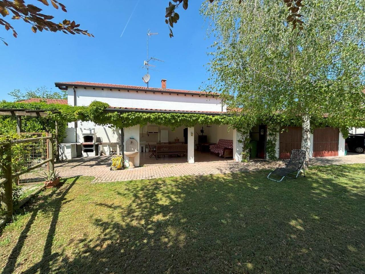Casa Vacanze Magnolia Borgo Ticino Eksteriør bilde